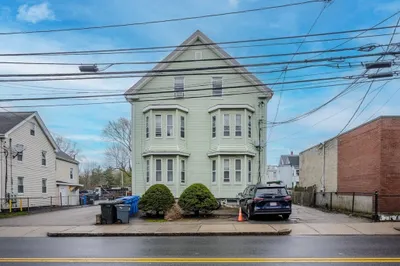 176-178 Newton St