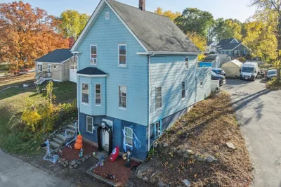 392 Hilldale Ave
