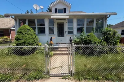 53 Mazarin St
