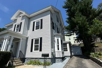 7 Buxton Court #7 1