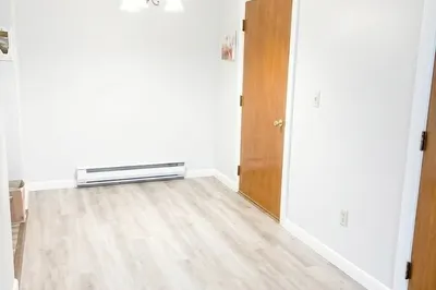 135 Winthrop St #1B 1