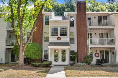 32 Walden Drive #19 1