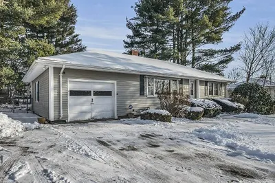 327 Lake Street 1