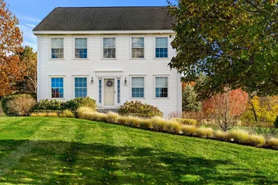 4 Fairway Drive 1