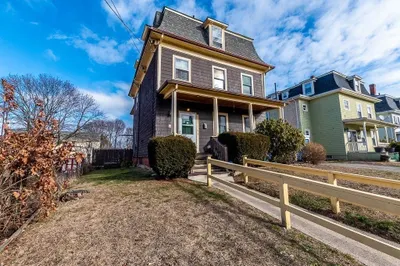111 Arlington Street 1