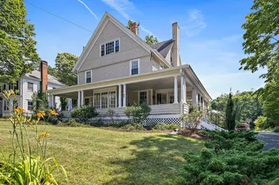 65 Warren Ave 1