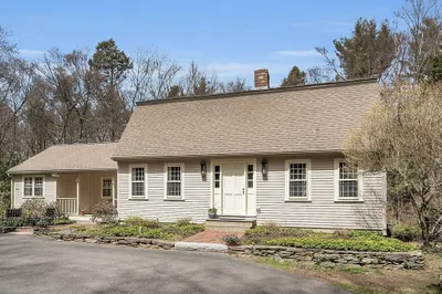 60 Tahanto Trail 1