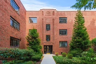 106 Sewall Ave #5