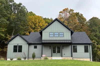 36 Lamson Ave