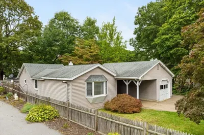 18 Bay View Dr 1