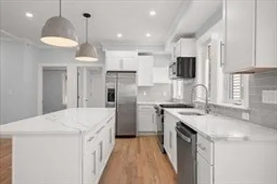 29 Rosemary St #2 1