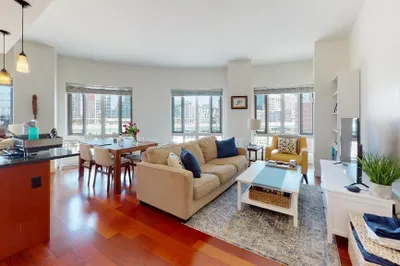17 Otis St #511