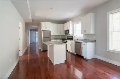 33 Covington St #3