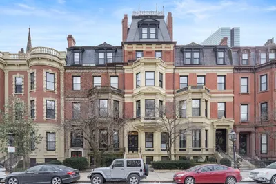 64 Commonwealth Ave #5