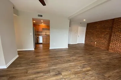 315 Rantoul Street #305 1