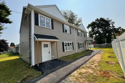 3 Bennett Street #B 1