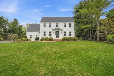 38 Centennial Way 1
