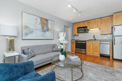 5 Walden St #2 1