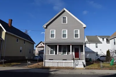 127 Russell St 1