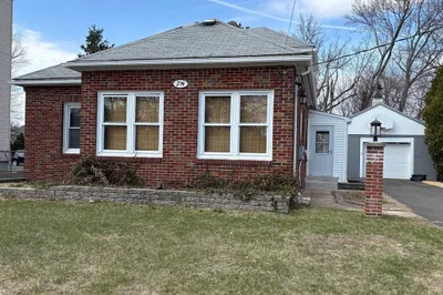 78 Providence St 1