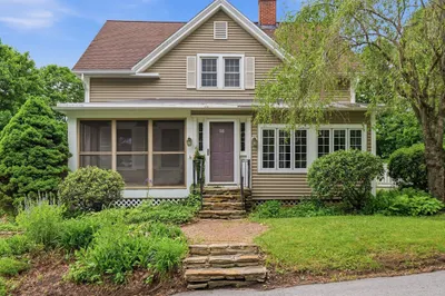98 Walnut St 1