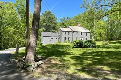 134 Indian Hill St 1