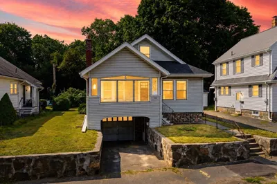 254 Lynnfield St 1