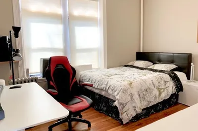 50 Charlesgate E #178