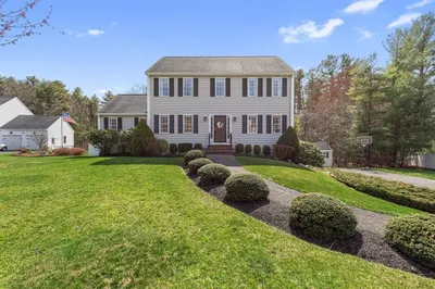 103 Crimson St 1