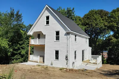11 Beech Street Ln