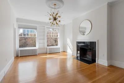 291 Commonwealth Avenue #4