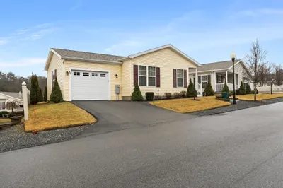 99 Casa Bella Dr 1