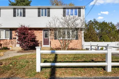 33 Adams Dr #33