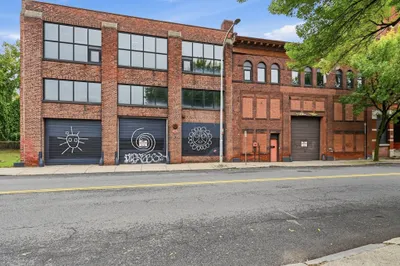 40-48 Main St 1
