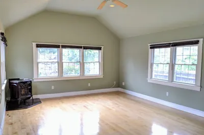 10 Woodbury Ct #1 1