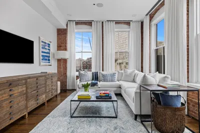 6 Edgerly Place #401