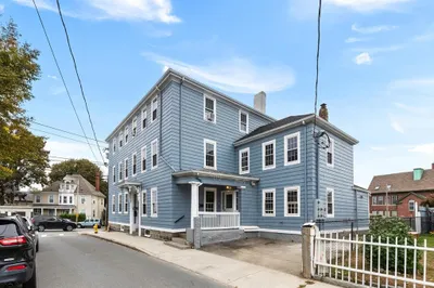 42 Middle Street #42 1
