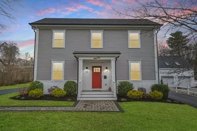 131 Andover St #1 1