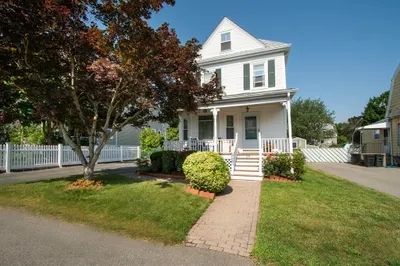 58 Edison St