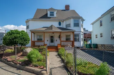93 Franklin St