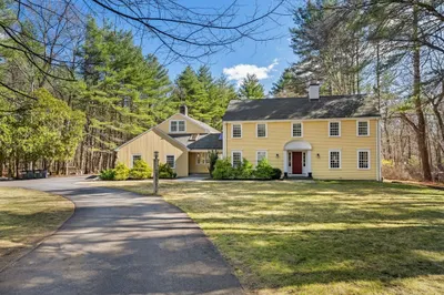 71 Old Pickard Road 1