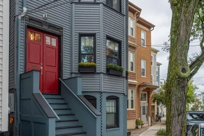 252 Webster St #1 1