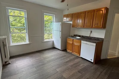 14 Perkins Street #3 1