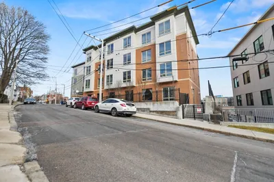 15 Guild Street #204