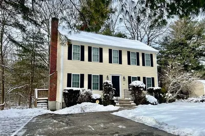 227 Village St