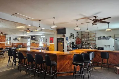 83 Mechanic St 1