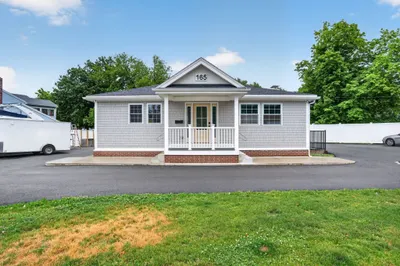 165 Garfield Ave 1
