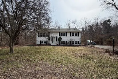 30 Highland St