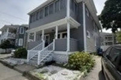49 Hamilton St