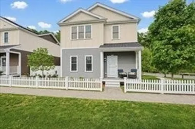 27 Cleary Cir #27 1